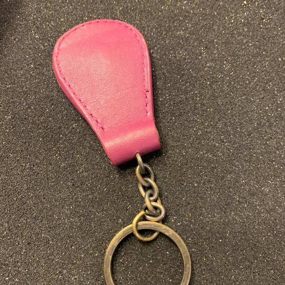 GB Keychain - Picture 8 of 8